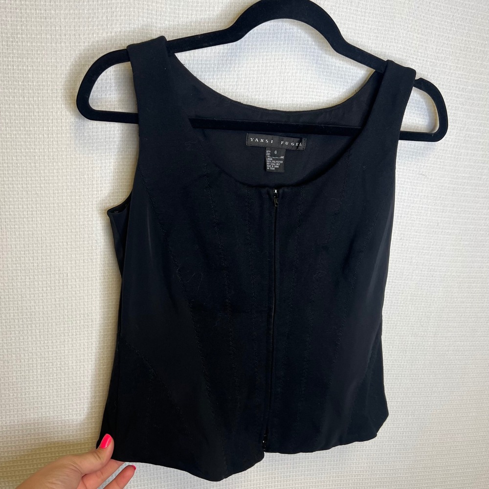 Yansi Fugel Black Corset Style Zip Front Sleeveless Top Size 6 Q229